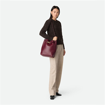 bottega veneta andiamo bucket bag #844169